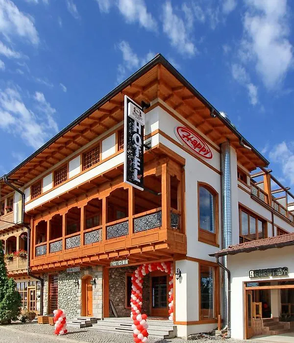 Hotel Happy-1