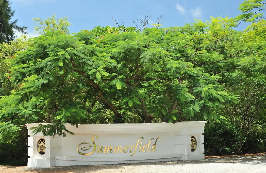 Summerfield Botanical Garden & Exclusive Resort-1