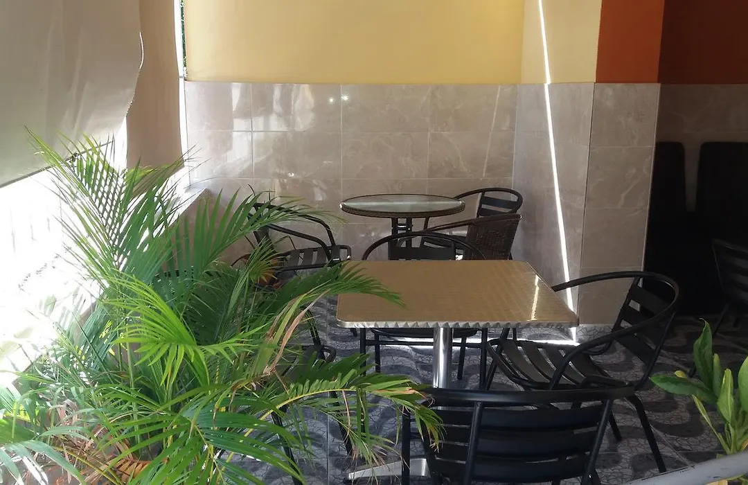 Hotel Gazcue-1