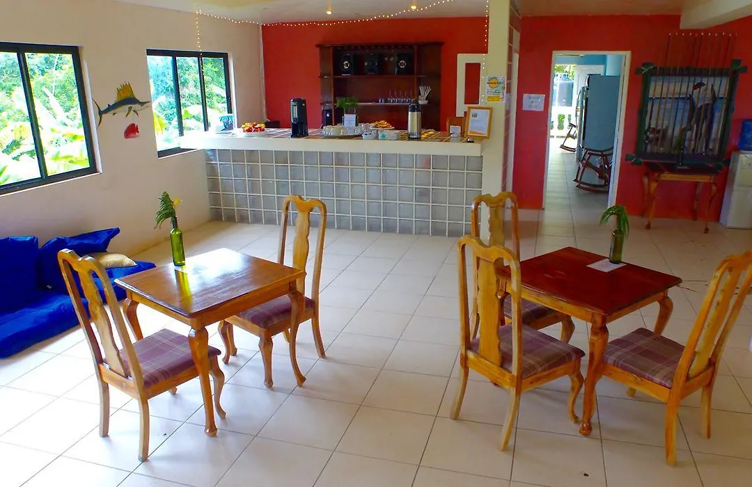 Sunshine Hotel Little Corn Island-1