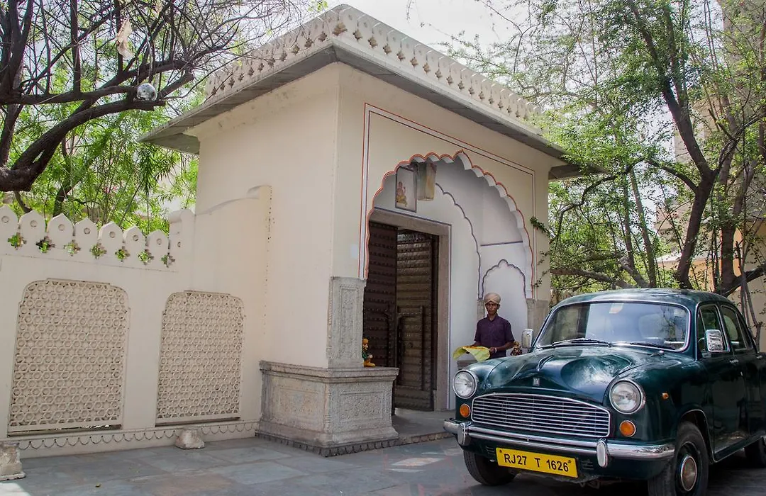 Dera Mandawa-1