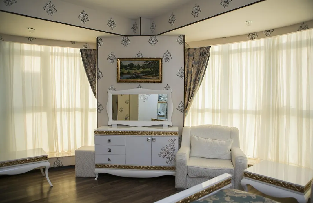Azalea Hotel Baku-1