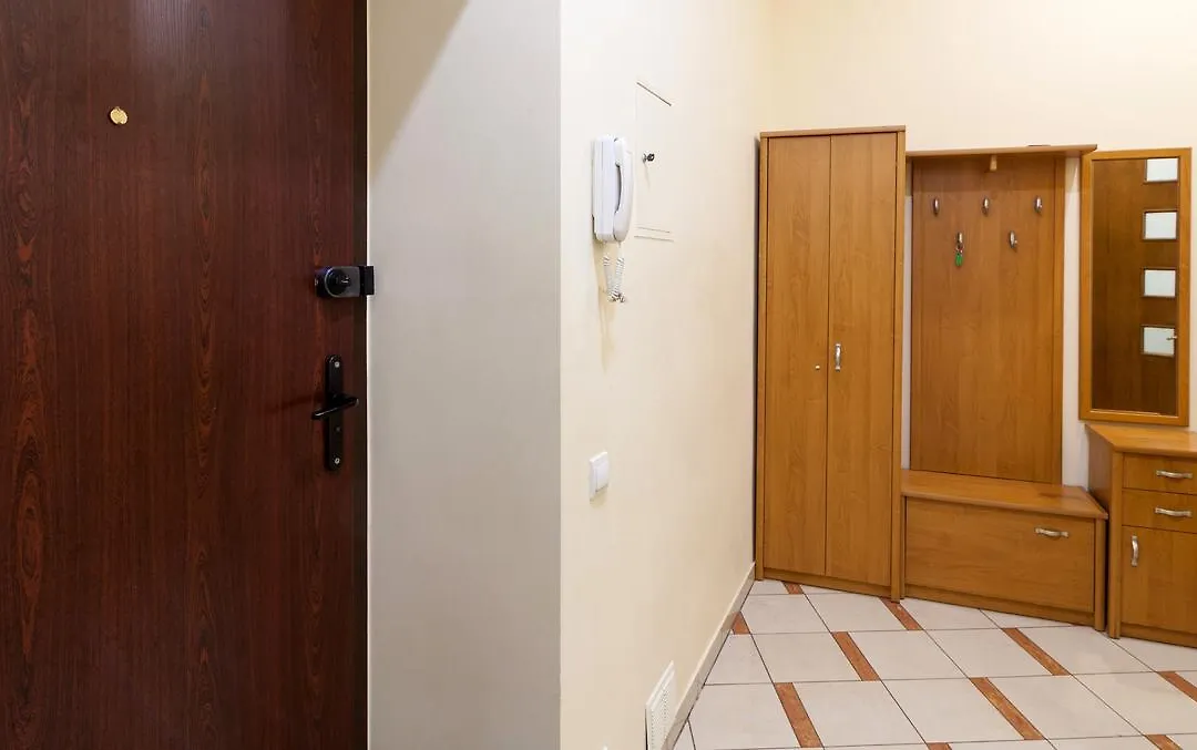 Апартаменты Без Вимикань Світла В Центрі "Парк"-1