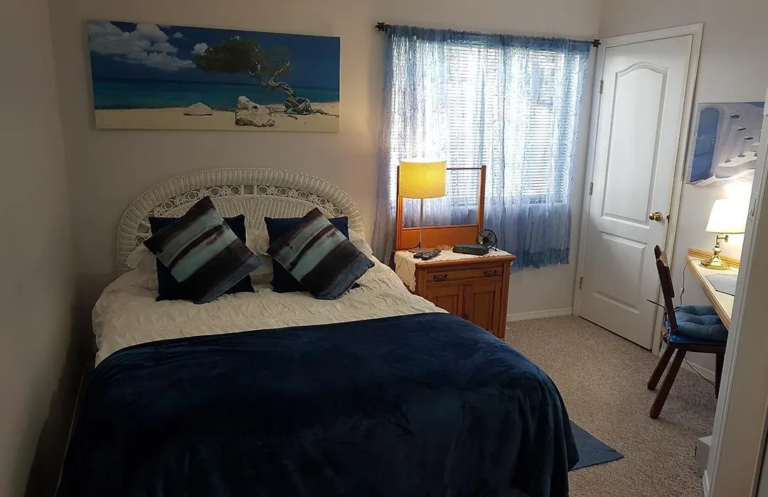 Davis Bay Bed & Breakfast-1