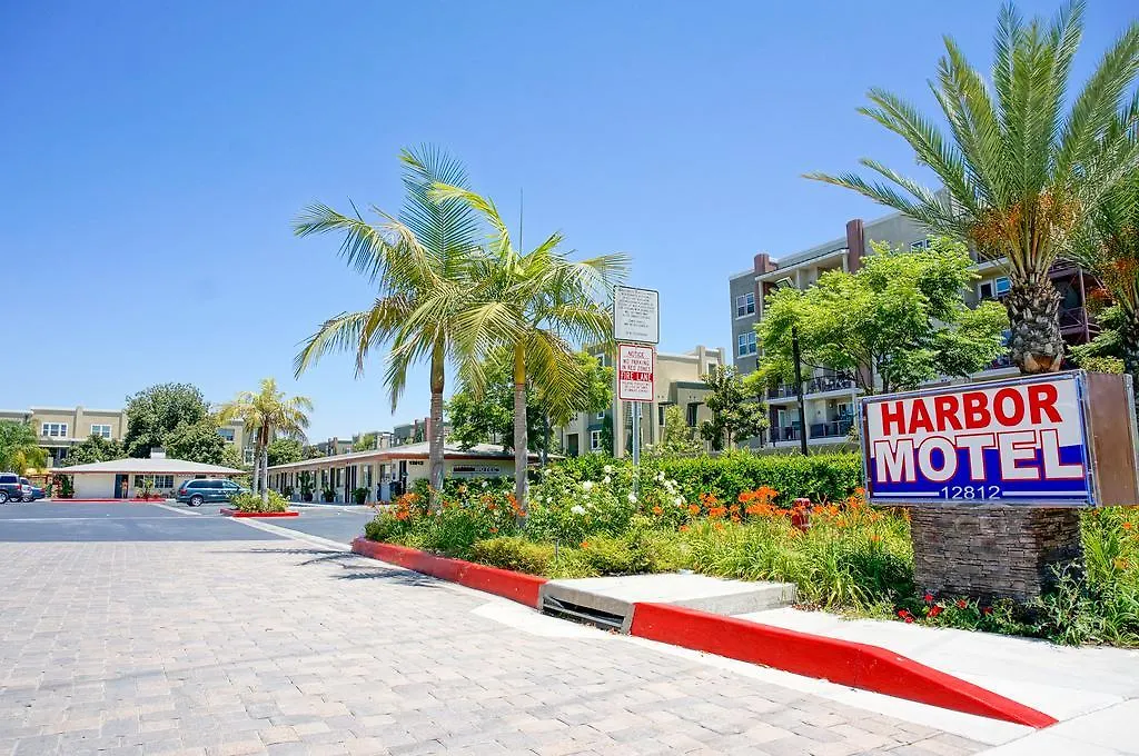 Harbor Motel-1