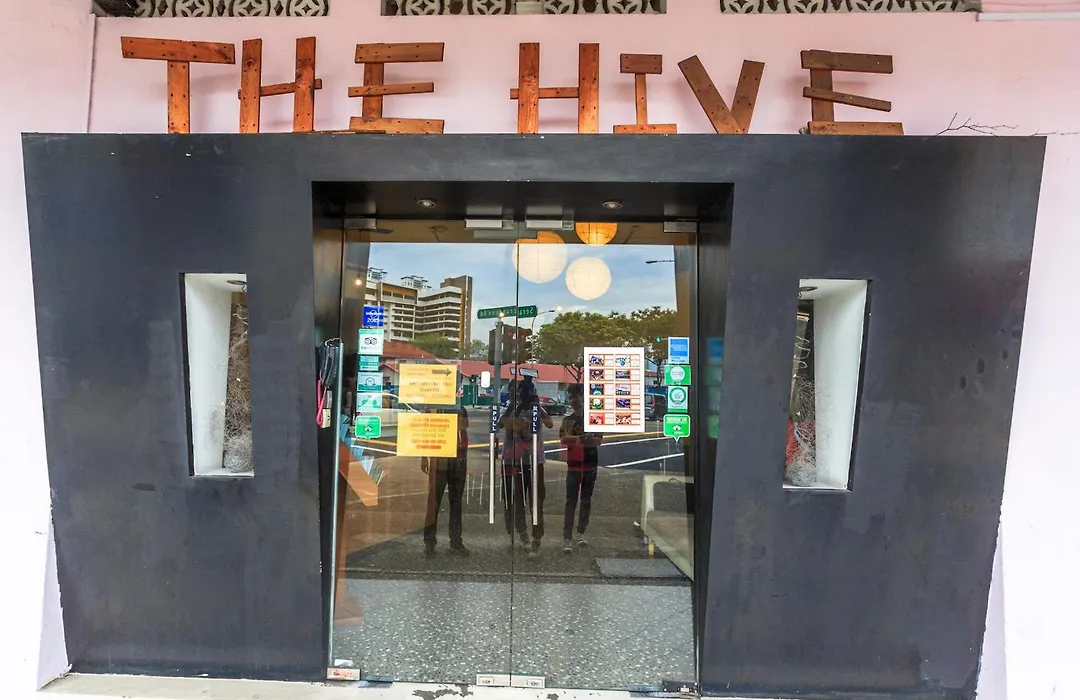 The Hive Singapore Hostel-1