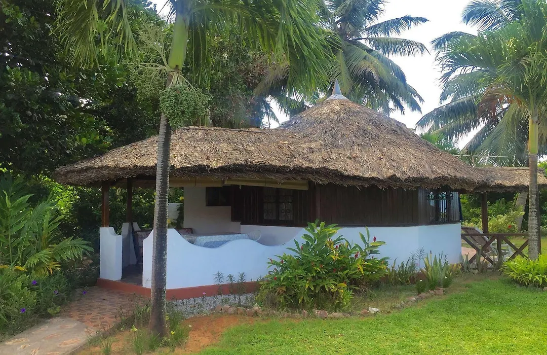 Amitie Chalets-1