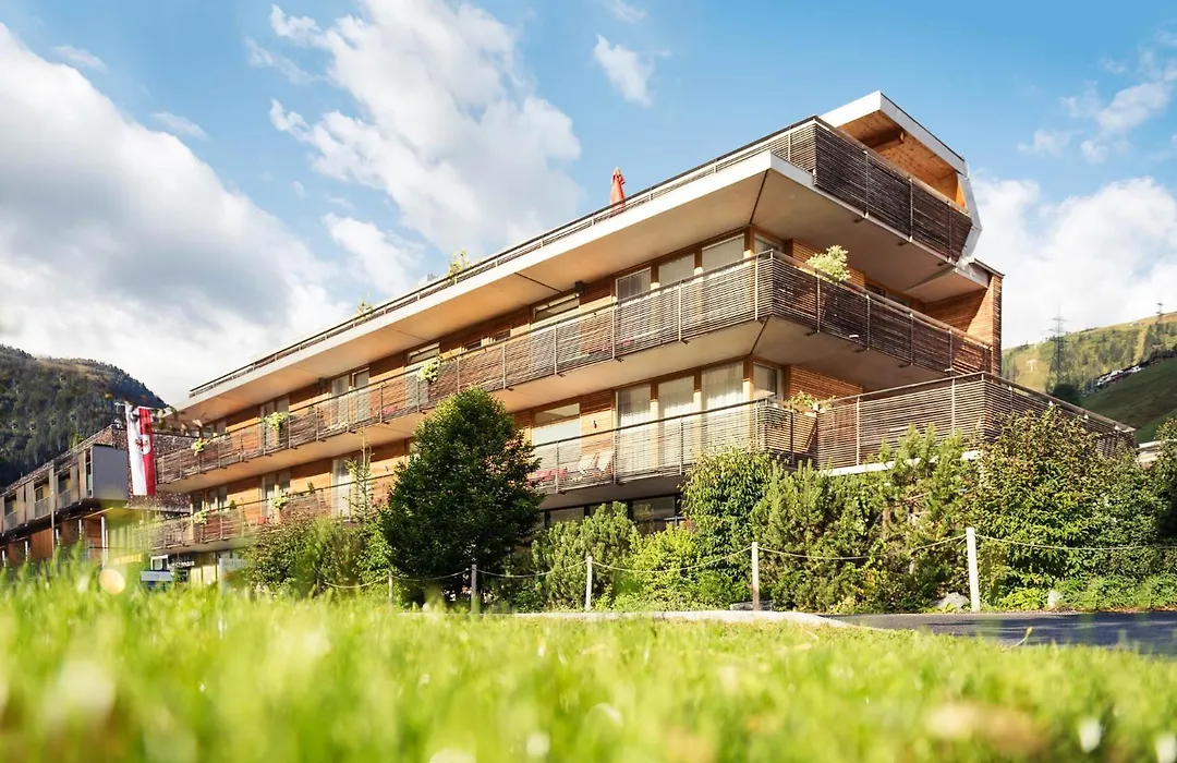 Skihotel Galzig B&B-1