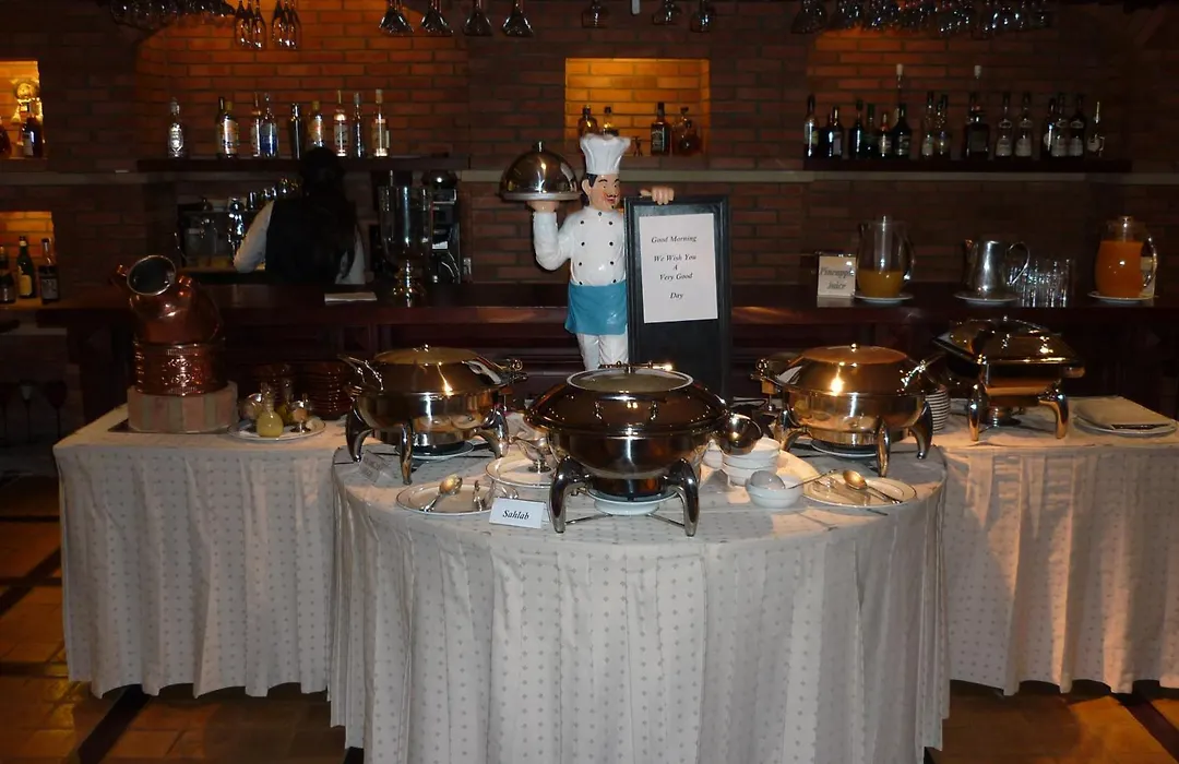 Promenade Hotel-1