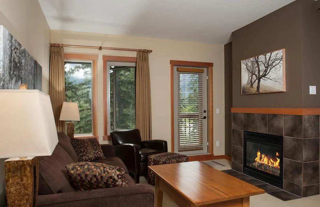Lodges At Canmore-1