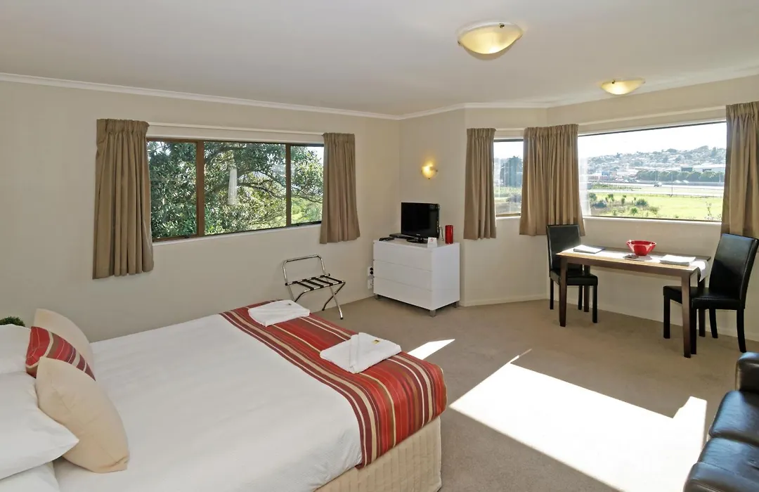 Airport Harbour Motel-1