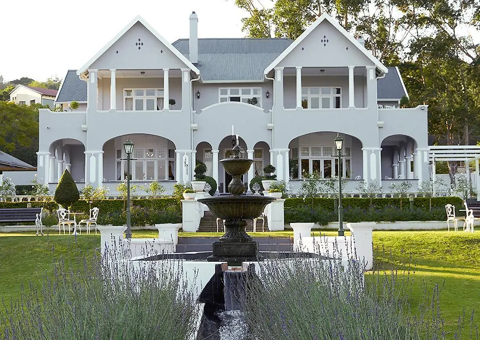 Parkes Manor-1