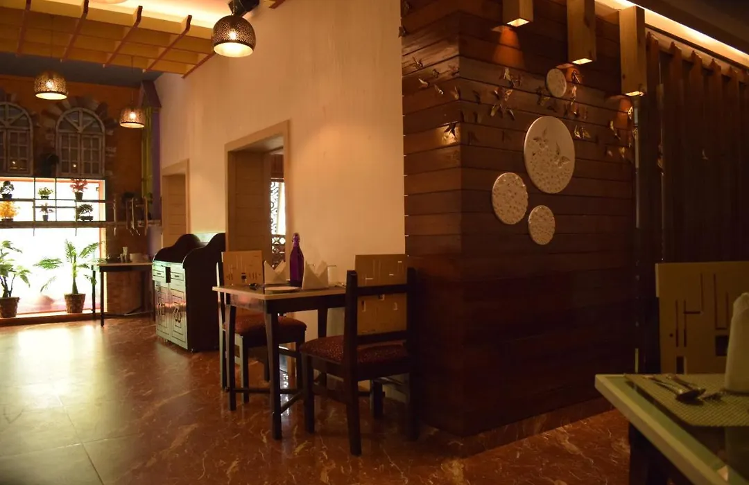 Hotel Hari Vilaas-1