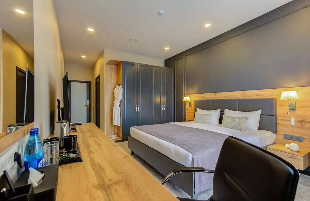 Aurum Hotel-1