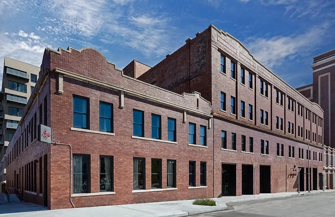 Crossroads Hotel-1