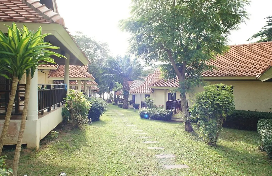Aquavana Haad Rin Resort-1