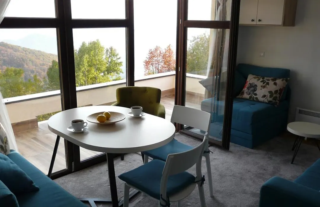 Apartman D52 Dvori-1