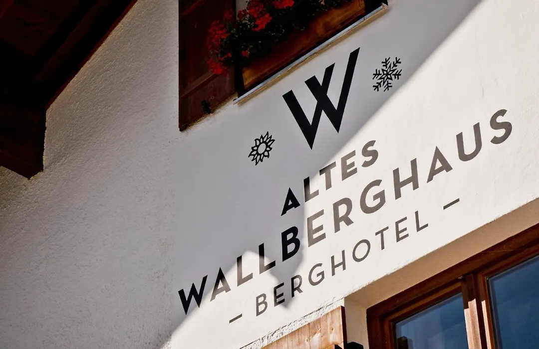 Berghotel Altes Wallberghaus-1