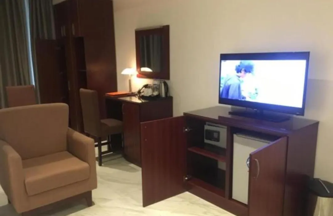 Abuson Hotel-1