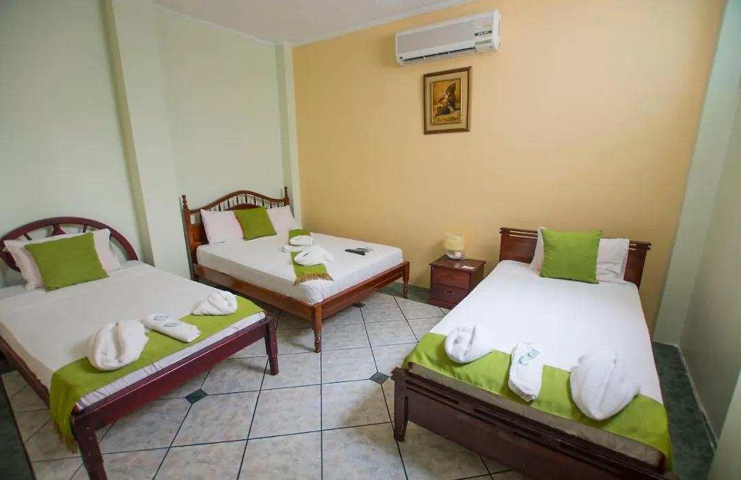 Hostal Andry-1