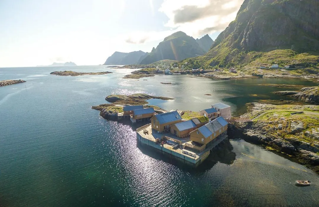 Holmen Lofoten-1