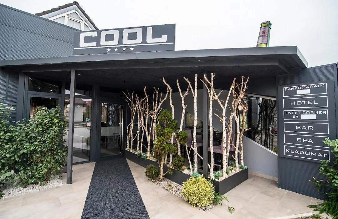 Hotel Cool Zagreb Airport-1