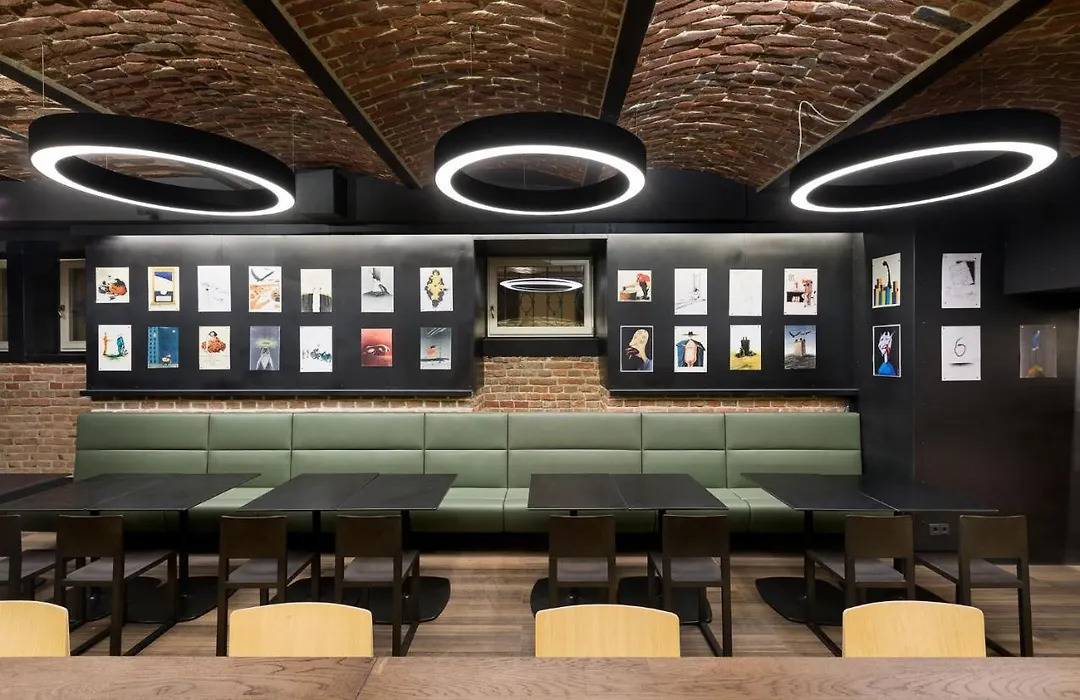 Bankhotel-1