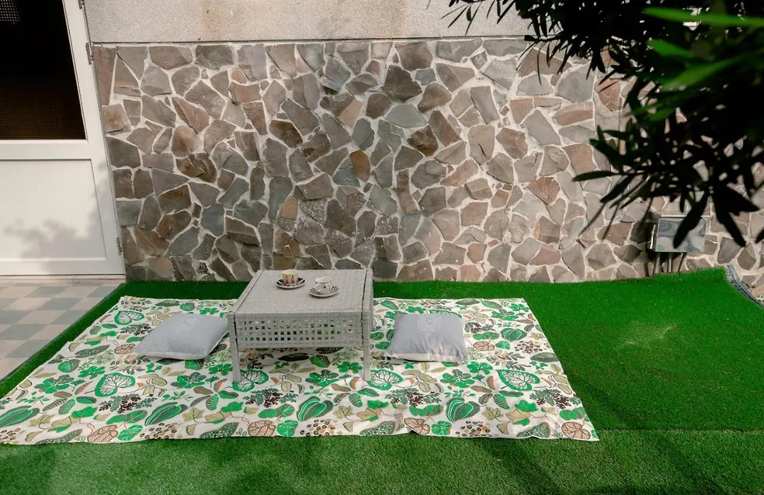 Starrywhale Hostel-1