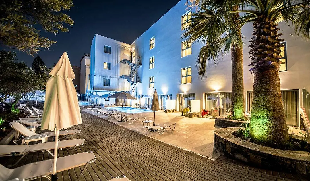 Pollis Hotel-1