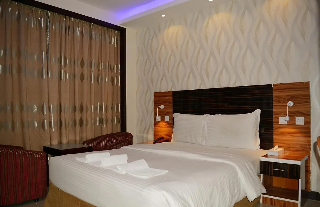 Zagy Hotel-1