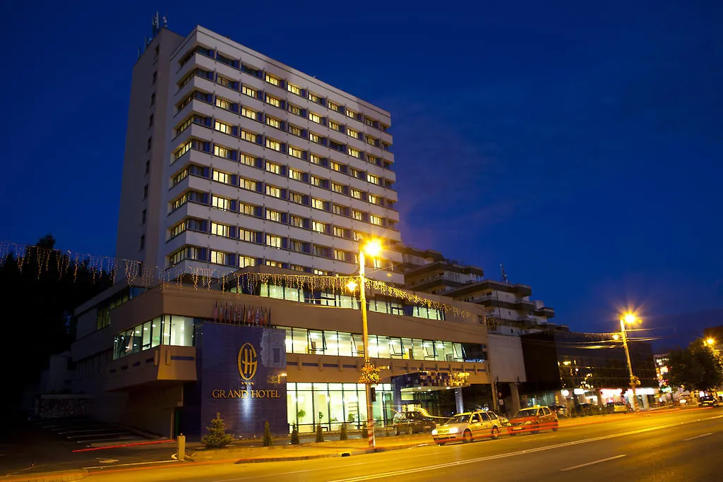 Grand Hotel-1