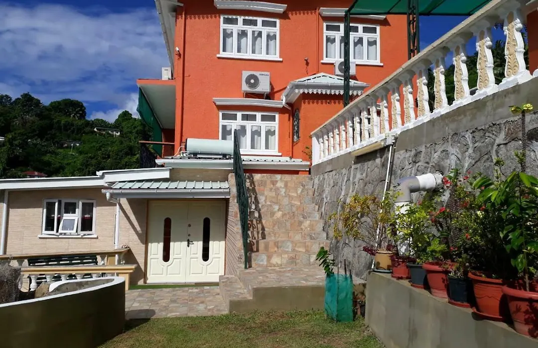 Hibiscus House Seychelles Self Catering-1
