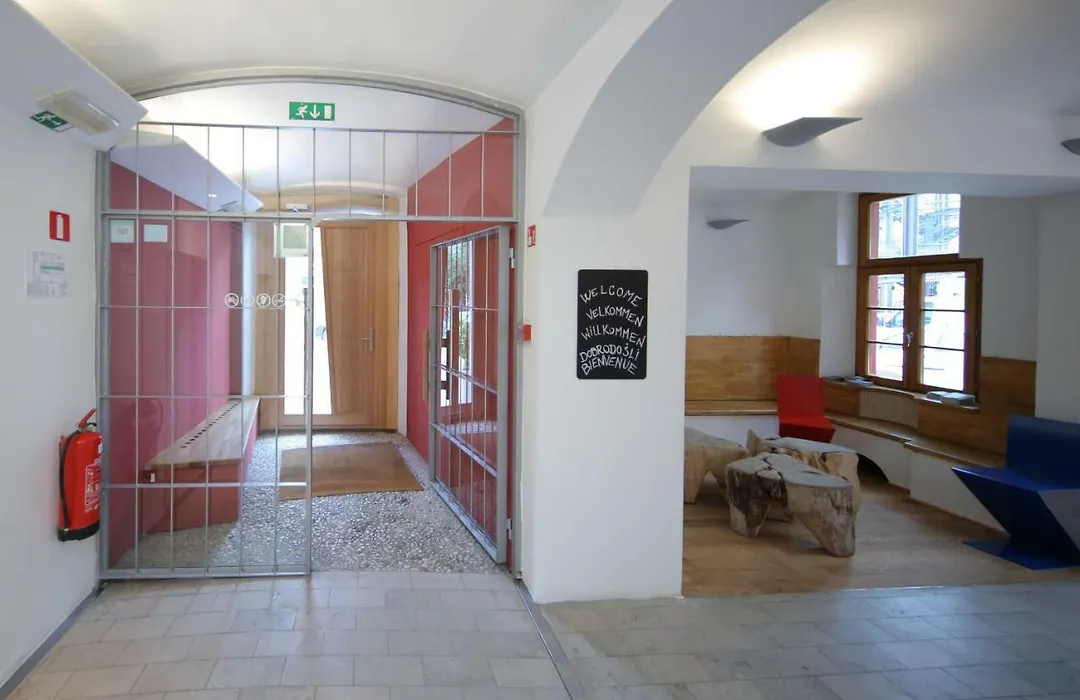 Hostel Celica-1