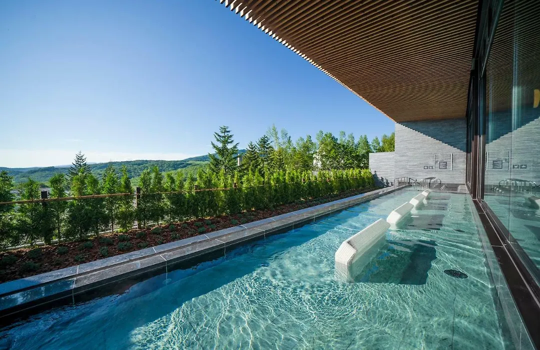 Rusutsu Resort Hotel & Convention-1