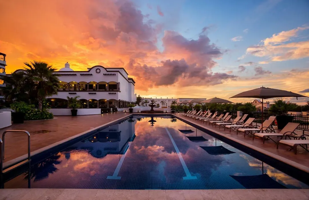 Holiday Inn Club Vacations Grand Residences All Inclusive-1