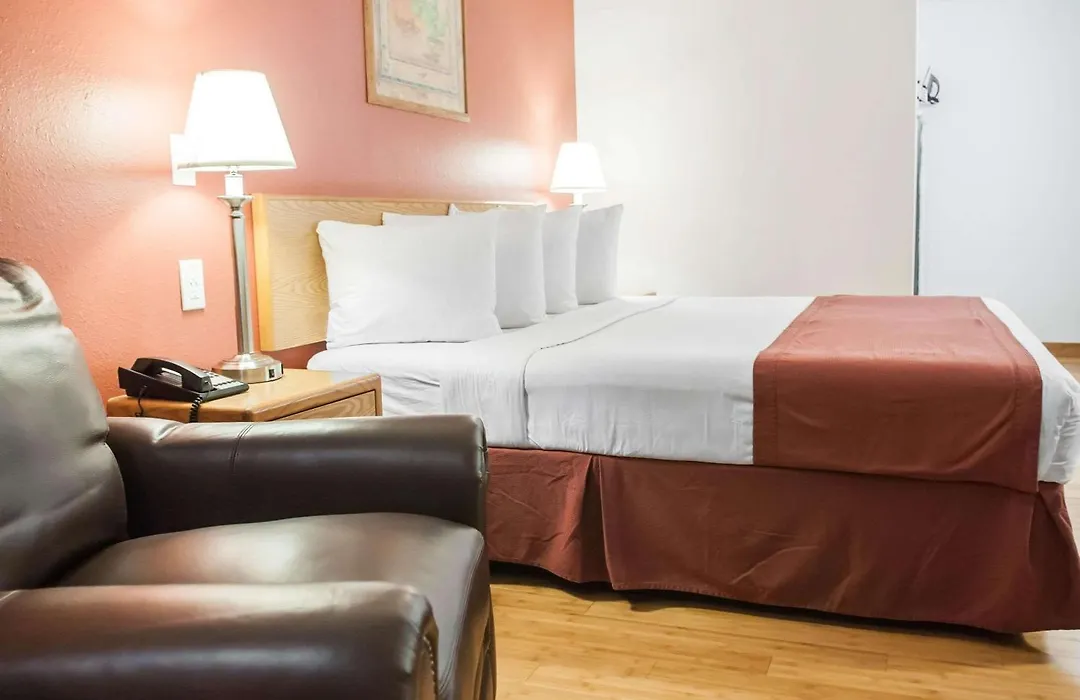 Econo Lodge Albuquerque Old Town-1