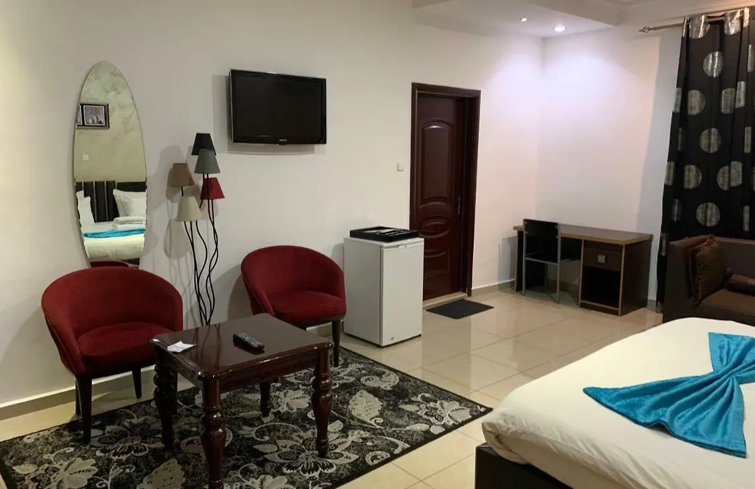 Class Hotel-1