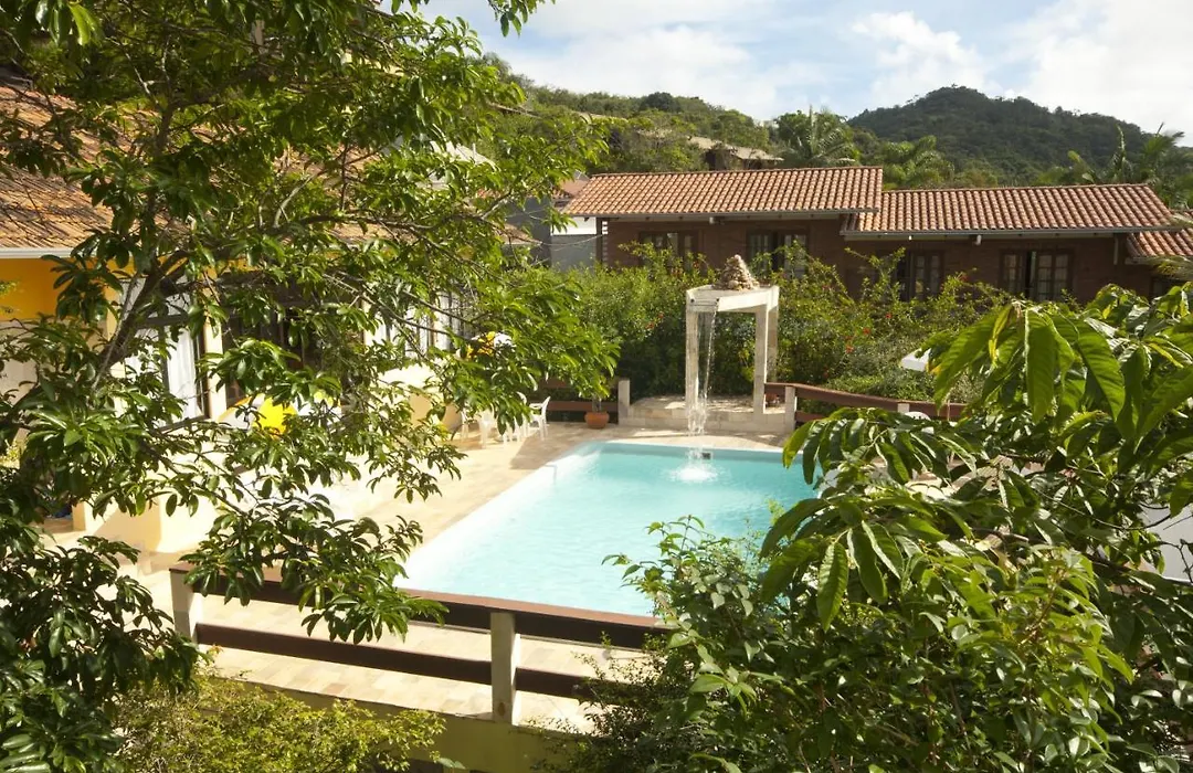 Pousada Cabanas Porto Belo-1