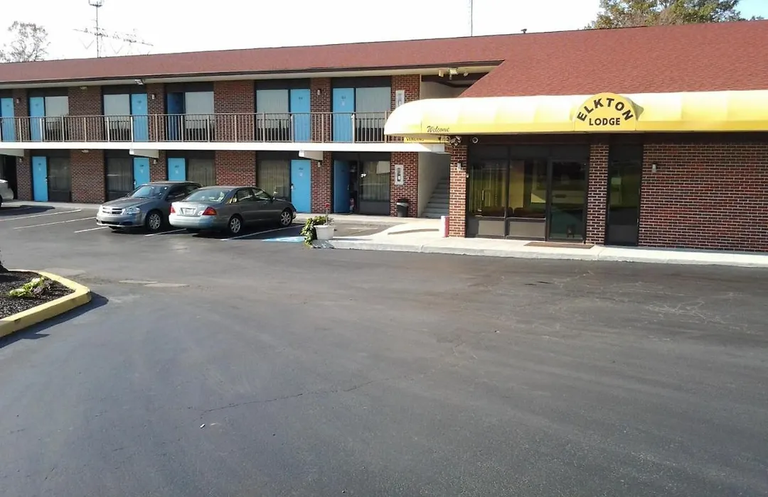 Elkton Lodge-1