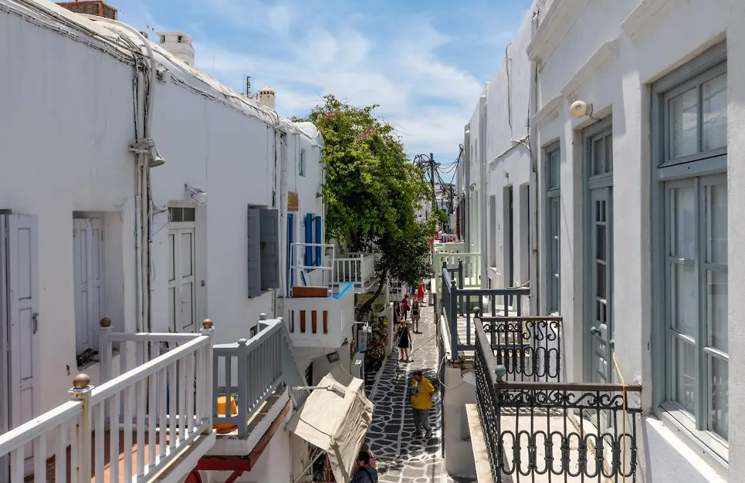 Geant Suites Mykonos-1