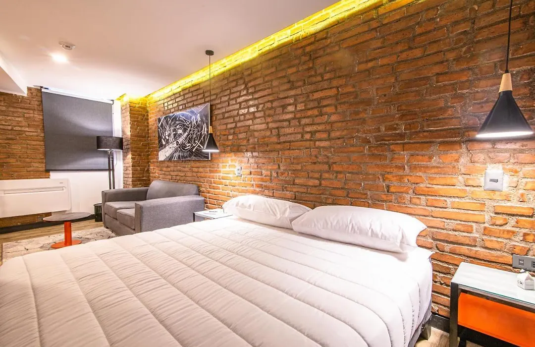 Hostal Boutique Black Cat-1