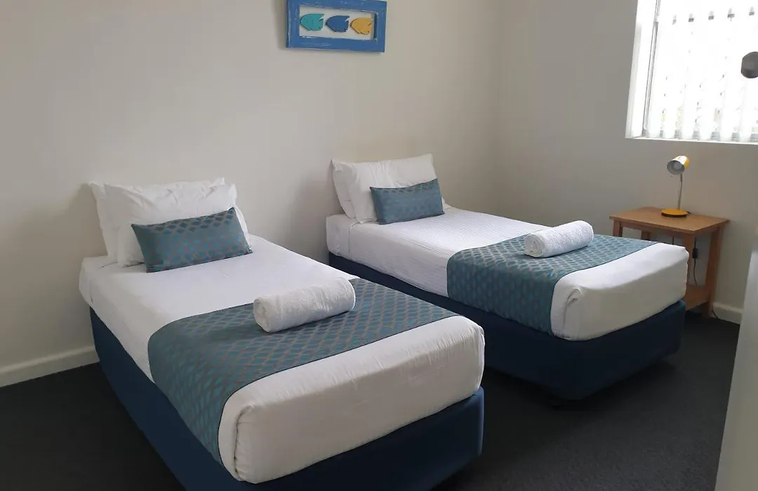 Oxley Cove Holiday Apartment-1