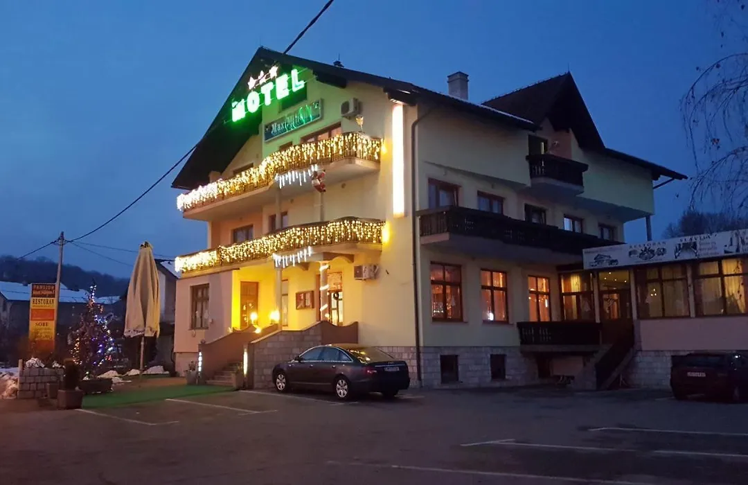Motel Maximilian I-1