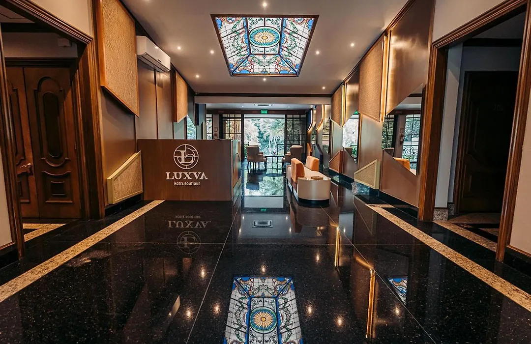 Luxva Hotel Boutique-1