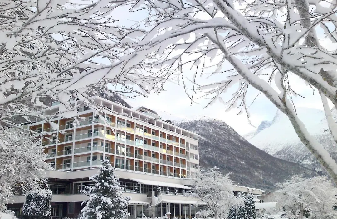 Hotel Alexandra Loen-1