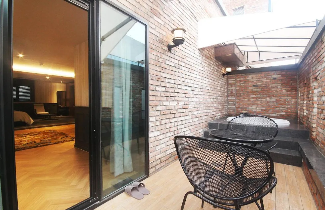 Brown Dot Hotel Seomyeon-1