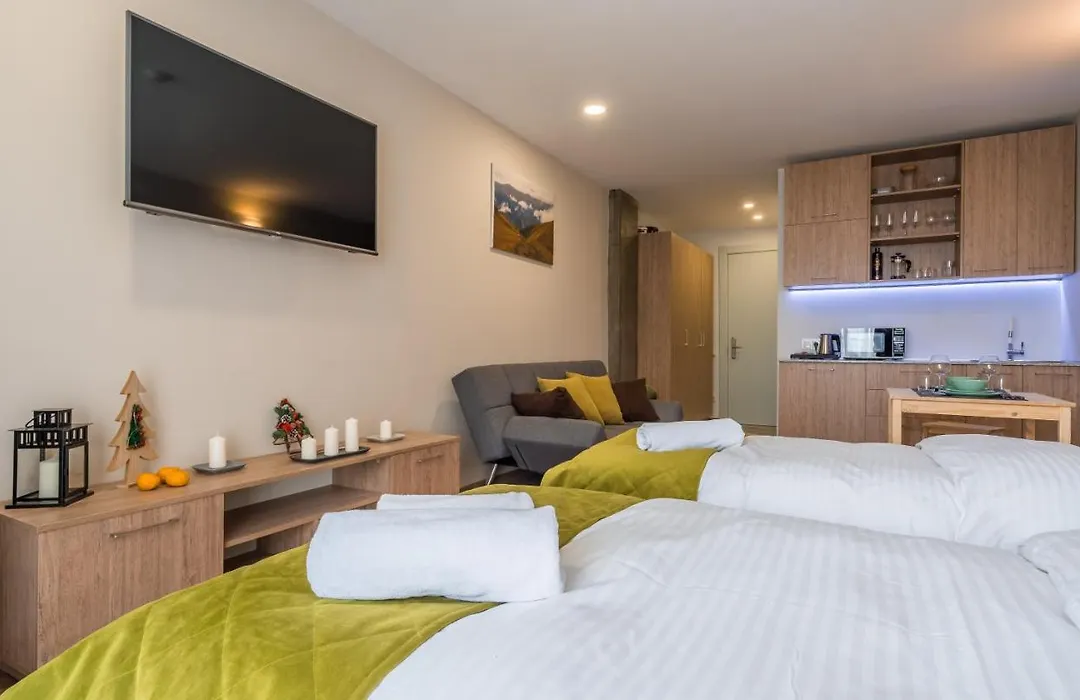 Atrium "Ski & Relax"-1
