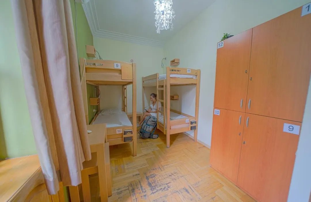 Envoy Hostel And Tours-1