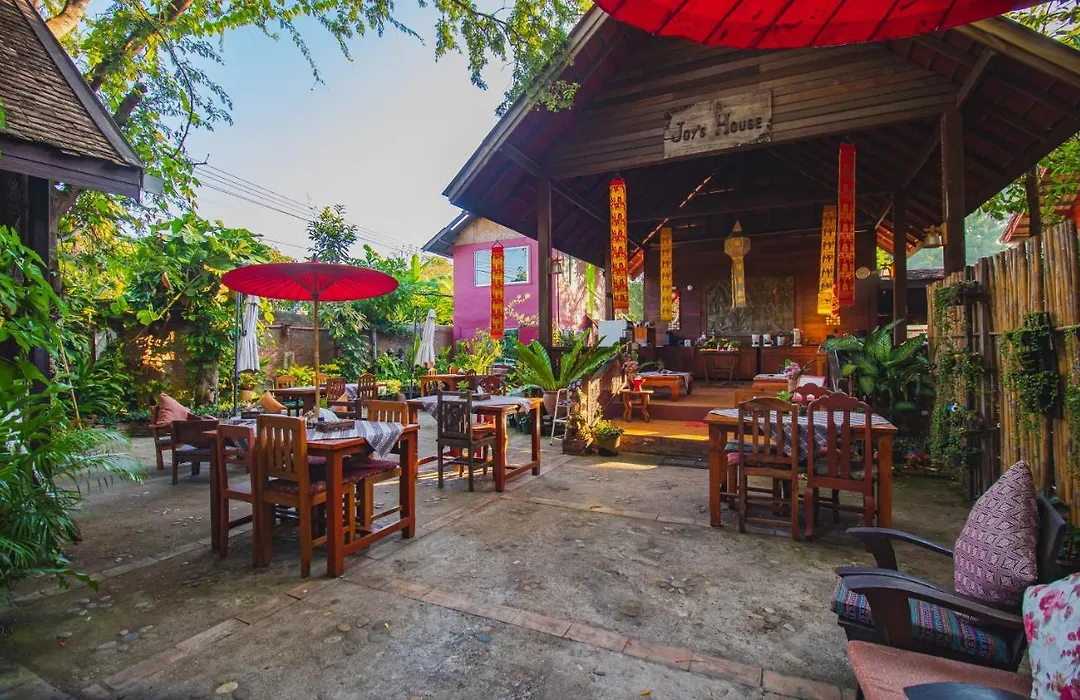Joy'S House & Tour-1