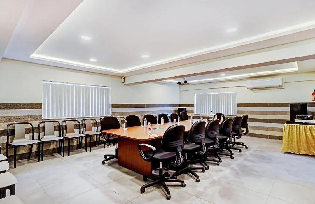 Treebo Galaxy Suites Near Yeshwanthpur Railway Station-1